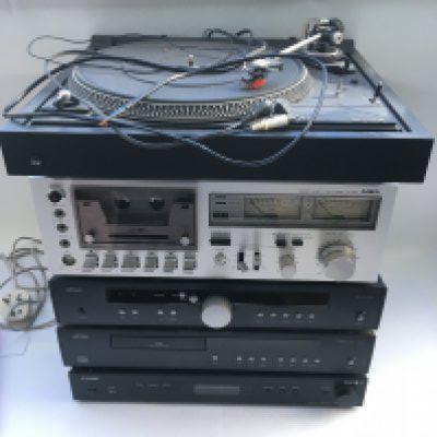 A collection of hi fi equipment comprising an Arcam A80 amplifier, Arcam CD82 CD player, Dual 506 belt drive turntable and other items. Comes with Arcam remote controls, cables and owner's manuals (5).