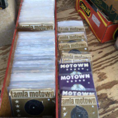 A box of approx 300 Motown 7" singles by various artists including The Supremes, Syreeta, Smokey Robinson, The Isley Brothers and others.