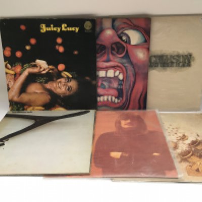 Six prog rock LPs comprising a first UK pressing of 'Juicy Lucy' (feelable scratch) and other albums by King Crimson, Soft Machine, Wishbone Ash and Family.