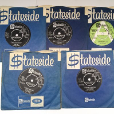 Five rare soul and a Northern soul UK 7" singles comprising Eddie Jefferson SS 591 demo disc, Four Tops SS 336, Four Tops SS 371, The Miracles SS 324 and The Velvelettes SS 361.