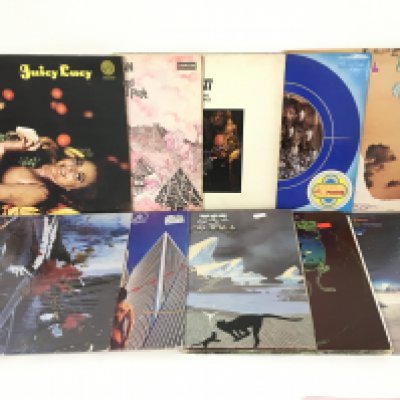 Ten prog rock LPs by various artists including Juicy Lucy, Caravan, Yes and others.