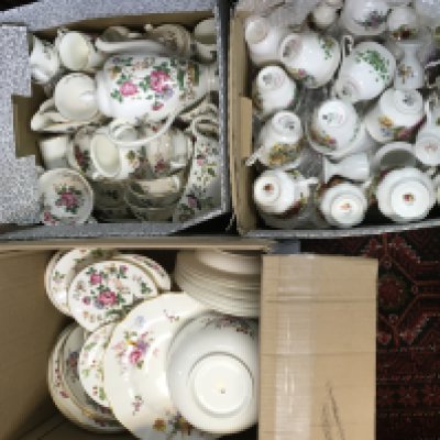 A large Collection of tea set pieces including Royal Albert Hope and Glory, Worcester , Wedgwood Charnwood , other Wedgwood Evesham and other designs etc. This lot cannot be posted