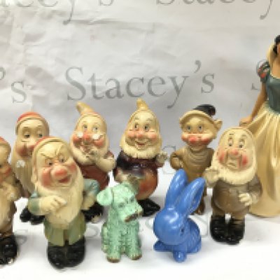 Walt Disney G.Leonardi Plaster ornaments in the form of Snow White and the seven dwarfs , Sylvac dog figure. This lot cannot be posted