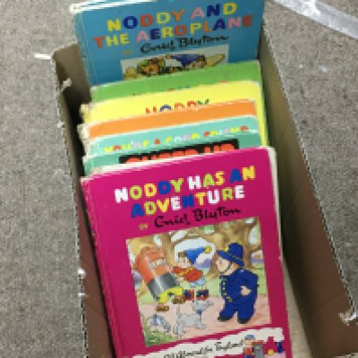A collection of vintage Enid Blyton noddy books , postage category B. NO RESERVE