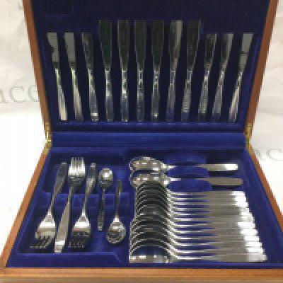 A canteen of Viners cutlery including knives, Forks , spoons . Postage category C