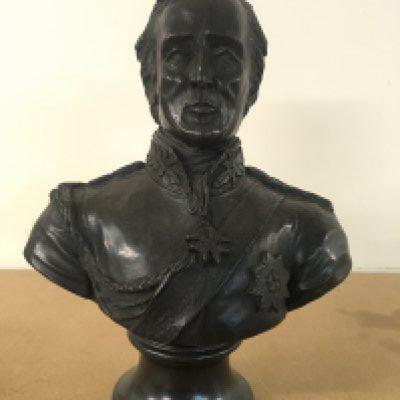 A bronzed bust in the form of the Duke of Wellington. 30 cm .