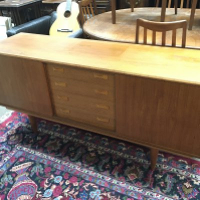 A teak sideboard with sliding doors, dimensions length 45.5x width 160x height 74cm