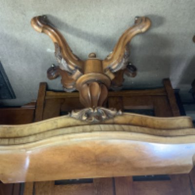 A mode Victorian burr walnut games / card table. 91cm x 73cm