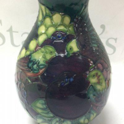 Moorcroft bird vase , 19.5cm tall. No obvious damage or restoration. Crazing as seen. This lot cannot be posted