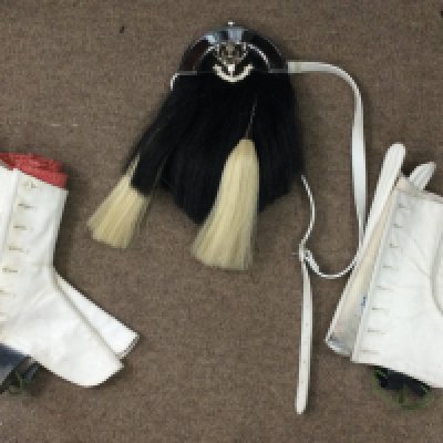 Scottish military Sporran H.Q COY 1987 and spats and stockings . Postage category B