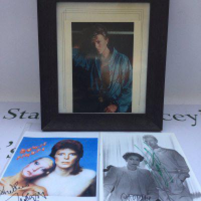 A signed photo of David Bowie plus related signatures including Twiggy, co cover star of the 'Pin Ups' LP.