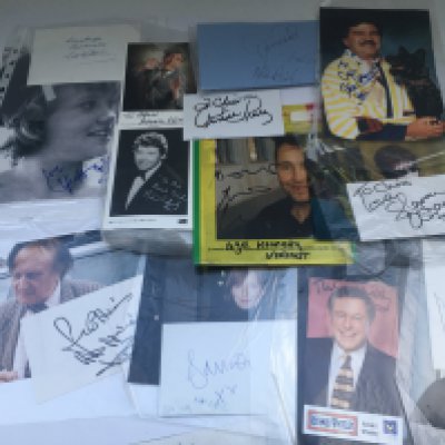 An extensive collection of autographs of actors, actresses and entertainers including Hayley Mills, Priscilla Presley, Joan Rivers, Victor Spinetti, Liz Hurley, Jerry Springer, Michael Parkinson and many more. No COAs. Please note that buyers must satisfy themselves as to the authenticity of any signed items before bidding as we are not experts in this field and will not be held responsible should they prove to be anything other than genuine.