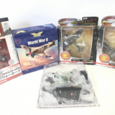 A Collection of 5 Boxed Model AirCraft Including DeAgostini. Corgi etc. (5).