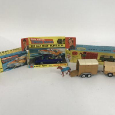 A Boxed Corgi Man From U.N.C.L.E Thrush-Buster #497 (No Ring) and a Gift Set 2 Land Rover With Rices Pony Trailer And Pony.(worn Box).