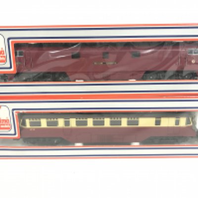 2 X Boxed 00 Gauge Llima Diesel Locomotives Including #205133 MWG.