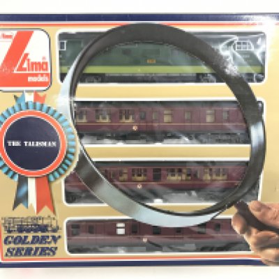 A Boxed Llima 00 Gauge The Talisman Set from the golden Series.