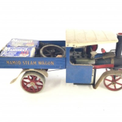 A box containing a Mamod Steam Wagon, a model of a vintage ford car. Plus some I̢&#2013266057&#2013265922&#2013266146ve steam engine models.