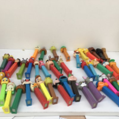 A collection in excess of 40 PEZ sweet dispensers of varying ages and made in several countries. Featuring a wide variety of well known characters. NO RESERVE