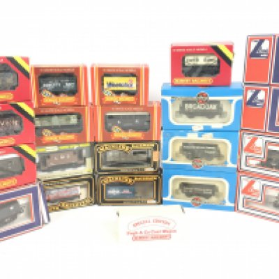A Collection of Boxed 00 Gauge Wagons. Including Hornby. Llima. Mainline.