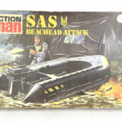 A Boxed Palitoy Action Man SAS Beachhead Attack Set. Box is worn.