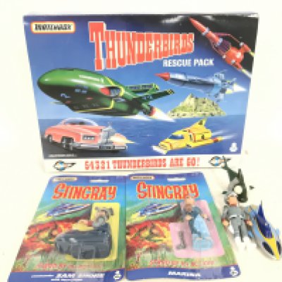 A Matchbox Thunderbirds Rescue Pack (#4 is missing) 2 Carded StingrayFigures and 3 Loose.