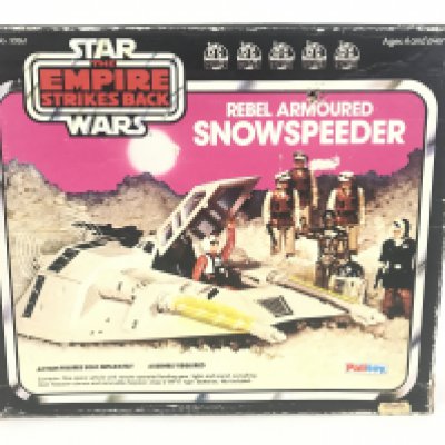 A Boxed Vintage Palitoy Star Wars Snow Speeder. Harpoon Missing.