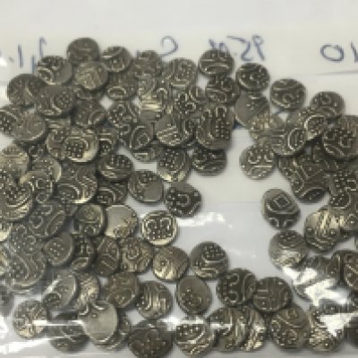 110 Indian Fanam coins , 95% fine. Weight 41.6g. Postage category A