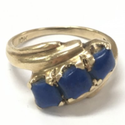 A 10K gold Lapis Lazuli, ring size L. 2.5g total weight. Postage category A