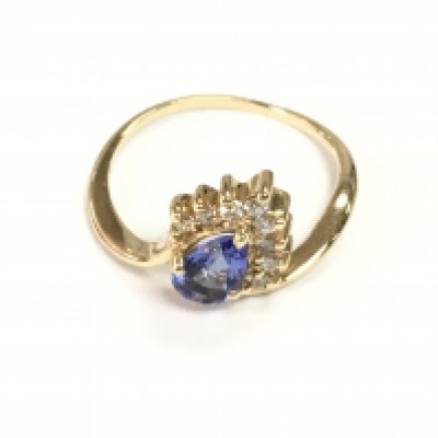 14ct gold dress ring set with pear shaped tanzanite and diamonds. Tanzanite 0.50ct and diamonds 0.20ct Approx. Size O 1/2.