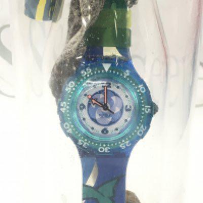 A vintage 1994 swatch scuba "200 PACIFIC BEACH SDN110"