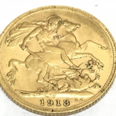A gold 1918 full sovereign. Postage category A