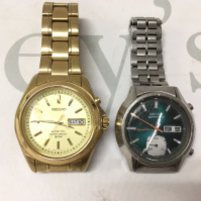 Two gents Seiko wrist watches. Postage B