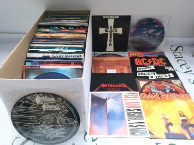 A collection of over 150 rock and heavy metal 7" singles by various artists including Black Sabbath, Kiss, Motörhead, AC/DC and many more. Includes some picture discs.