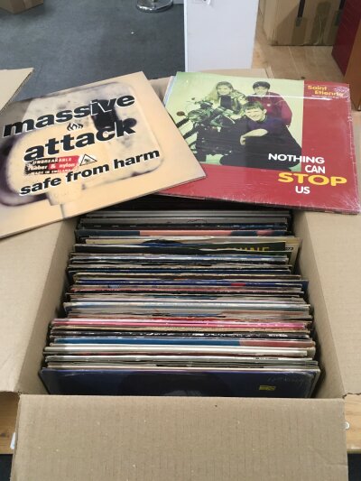 Four boxes of mainly dance and house 12" singles.p including promos.