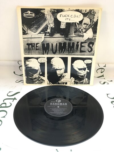 A first UK pressing of The Mummies LP F*ck C.D.s It's The Mummies. Vinyl EX.