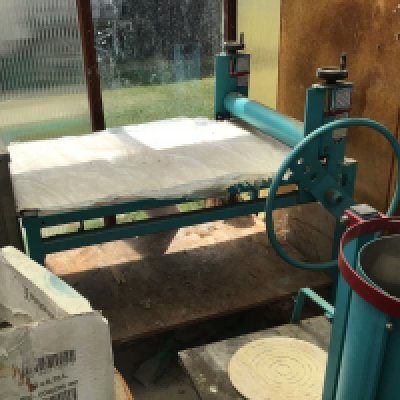 A PW 600 Rohde clay roller table fully functional.