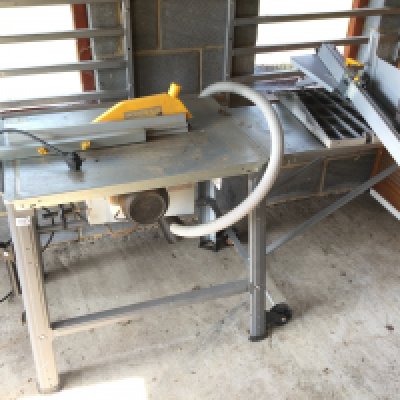 A Woodstar ST 12 table saw with attached side table. Items sold in situ. Viewing on location in Woodham Mortimer by appointment contact office to arrange.