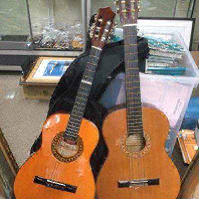 Two classical guitars comprising a Hohner and a Stagg. Shipping category D.